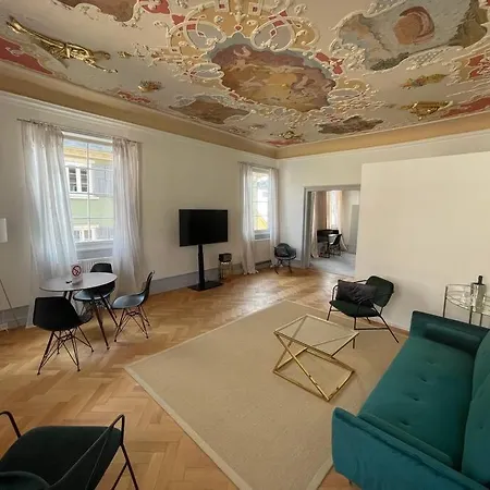 Hochwertiges Zentral In